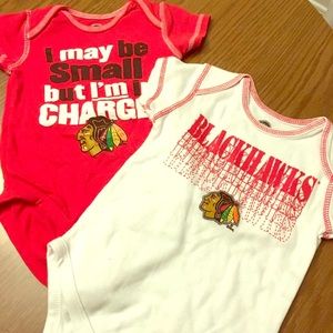 6-9 mo unisex Chicago blackhawks hockey onsies, 2